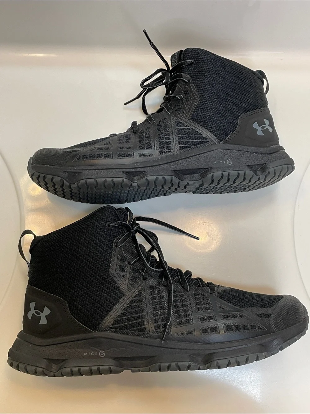 Under Armour Men’s Micro G Strikefast Mid Black Outdoor Tactical Boots